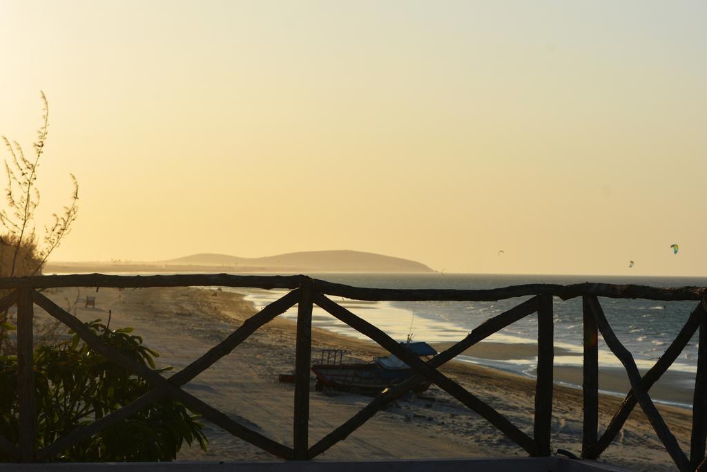 Na Beira Do Mar Pousada Prea Bagian luar foto